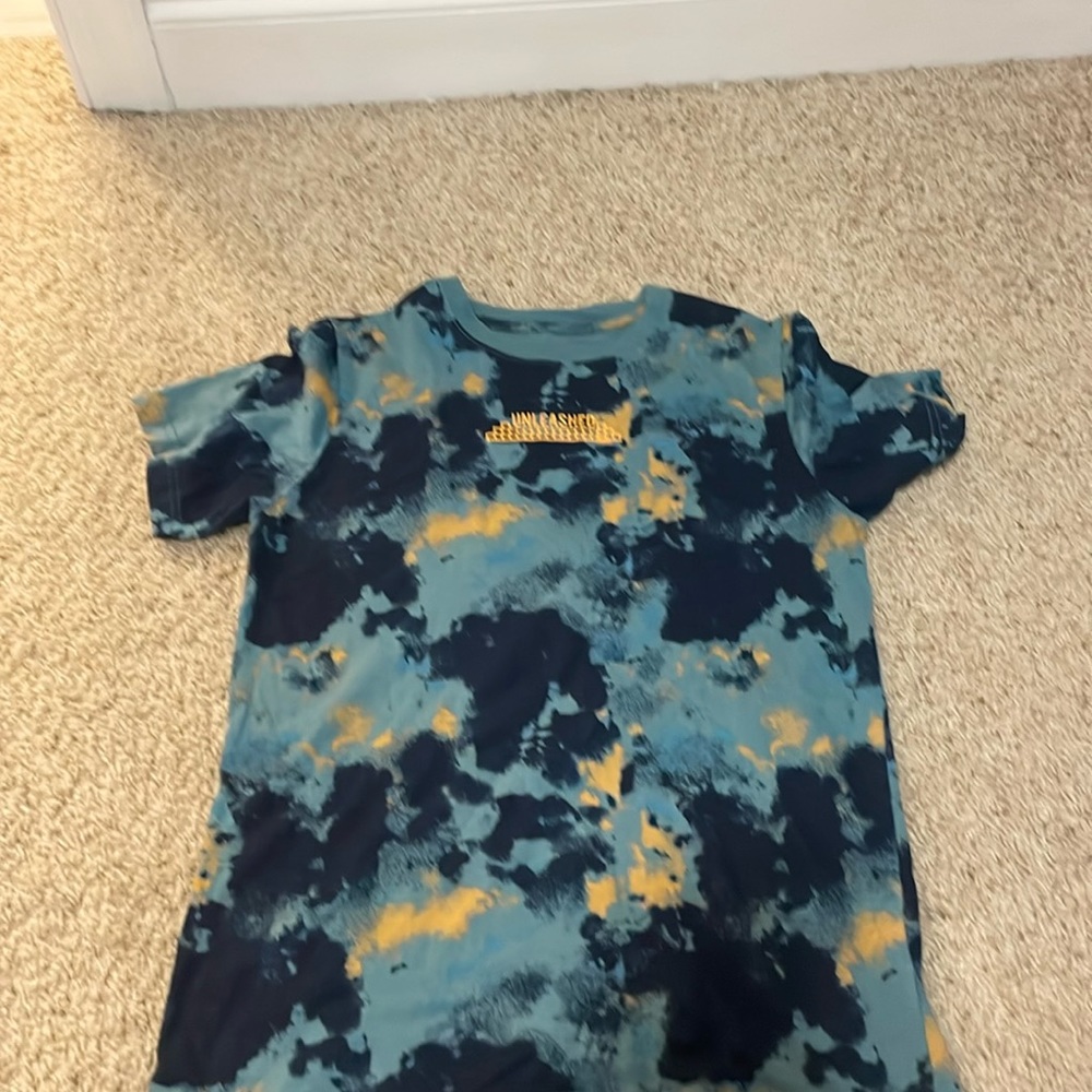 Blue and yellow unleashed t-shirt